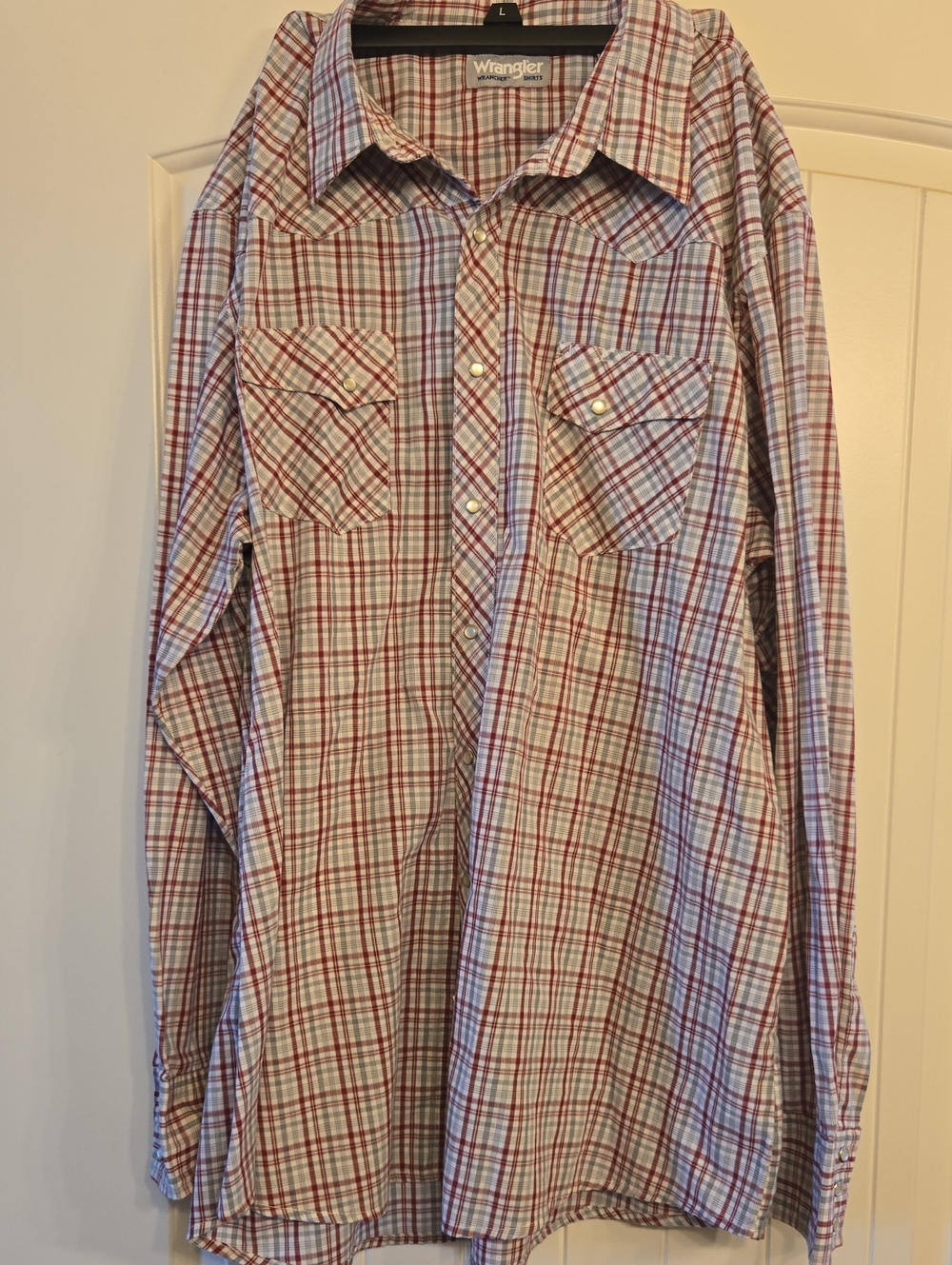Wrangler Men's Button-Down Plaid Shirt in Red and White